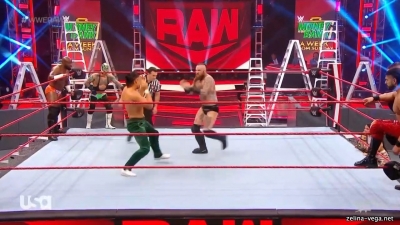 Click to view full size image
==============
zellinaraw20200427_Still377.jpg zellinaraw20200427_Still377.jpg