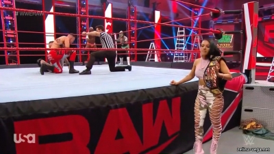 Click to view full size image
==============
zellinaraw20200427_Still669.jpg zellinaraw20200427_Still669.jpg