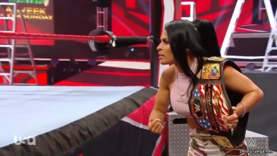 Click to view full size image
==============
zellinaraw20200427_Still692.jpg zellinaraw20200427_Still692.jpg