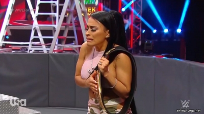 Click to view full size image
==============
zellinaraw20200427_Still723.jpg zellinaraw20200427_Still723.jpg