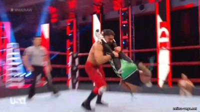 Click to view full size image
==============
zellinaraw20200427_Still726.jpg zellinaraw20200427_Still726.jpg