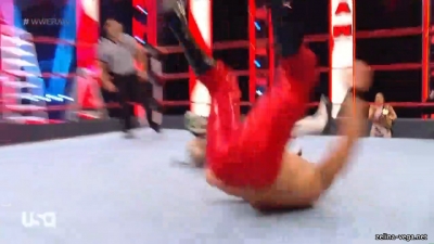 Click to view full size image
==============
zellinaraw20200427_Still727.jpg zellinaraw20200427_Still727.jpg