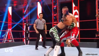 Click to view full size image
==============
zellinaraw20200427_Still796.jpg zellinaraw20200427_Still796.jpg