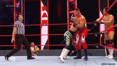 Click to view full size image
==============
zellinaraw20200427_Still799.jpg zellinaraw20200427_Still799.jpg