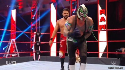 Click to view full size image
==============
zellinaraw20200427_Still825.jpg zellinaraw20200427_Still825.jpg