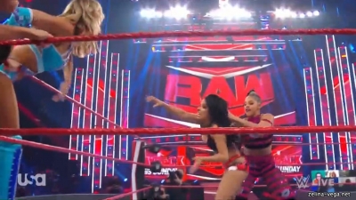 Click to view full size image
==============
zelinaraw20200824_Still429.jpg zelinaraw20200824_Still429.jpg