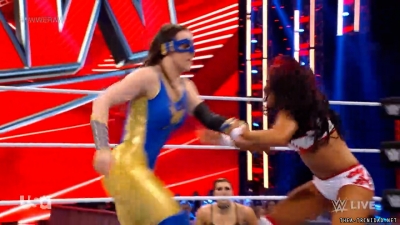 Click to view full size image
==============
thearaw20211206_00_03_21_00_Still277.jpg thearaw20211206_00_03_21_00_Still277.jpg