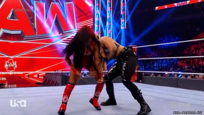 Click to view full size image
==============
thearaw20211220_00_03_51_00_Still397.jpg thearaw20211220_00_03_51_00_Still397.jpg