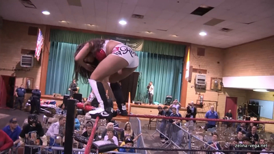 Click to view full size image
==============
RositavsWinter_Still1187.jpg RositavsWinter_Still1187.jpg