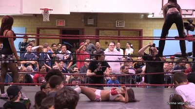 Click to view full size image
==============
RositavsWinter_Still1288.jpg RositavsWinter_Still1288.jpg