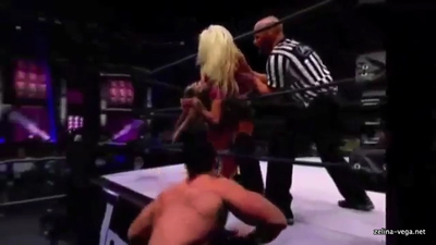 TheavsAngelinaLove_Still296.jpg