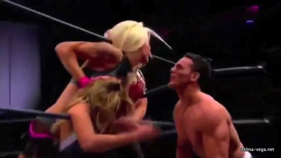 TheavsAngelinaLove_Still299.jpg