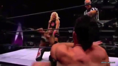 TheavsAngelinaLove_Still313.jpg