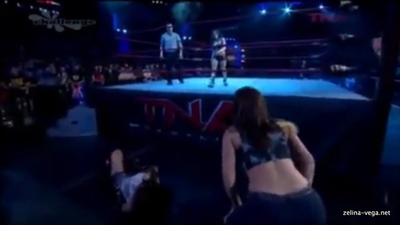 Zelina20110407_Still735.jpg