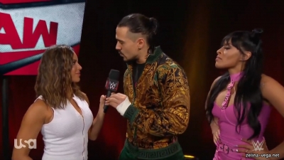 Click to view full size image
==============
zelinaraw20200601_Still138.jpg zelinaraw20200601_Still138.jpg