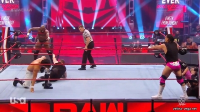 Click to view full size image
==============
zelinaraw20200601_Still334.jpg zelinaraw20200601_Still334.jpg