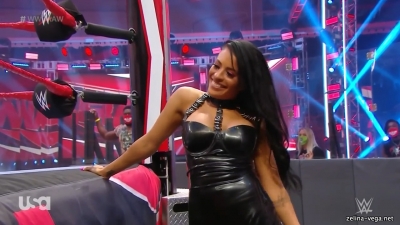 Click to view full size image
==============
zelinaraw20200720_Still368.jpg zelinaraw20200720_Still368.jpg