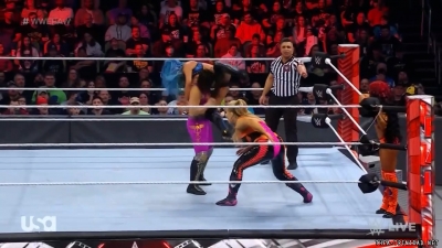 Click to view full size image
==============
thearaw20220328_00_06_53_00_Still470.jpg thearaw20220328_00_06_53_00_Still470.jpg