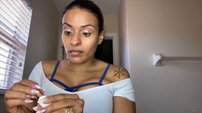 Click to view full size image
==============
zelinayt20200402_Still995.jpg zelinayt20200402_Still995.jpg