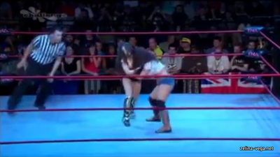 Click to view full size image
==============
Zelina20110407_Still559.jpg Zelina20110407_Still559.jpg